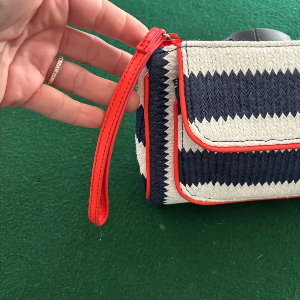 Vera Bradley Raffia nautical wristlet
